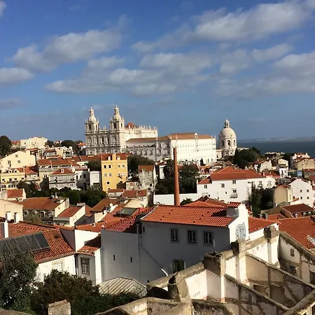Alfama's Nest