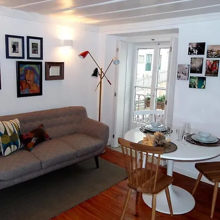 Alfama's Nest Apartmán *